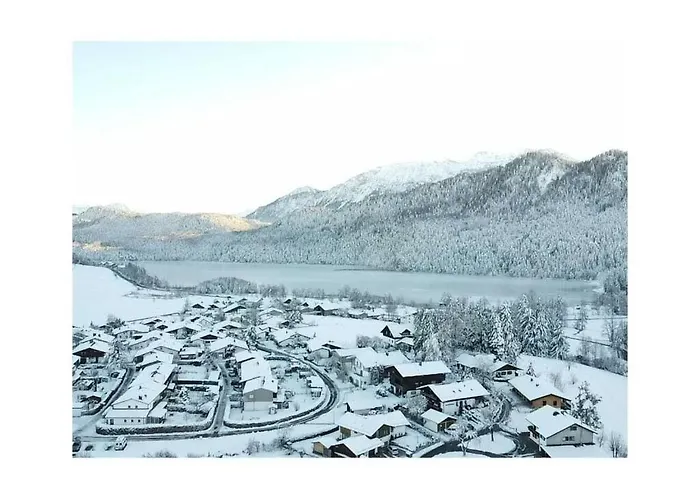 Zugspitze Apartman *